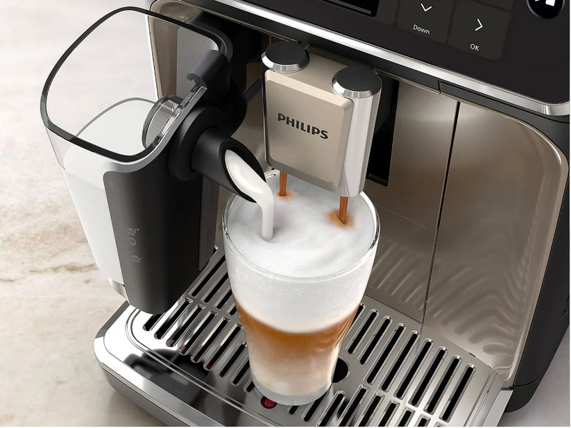 Philips Serie 5500 Vollautomatische Kaffeemaschine EP554970