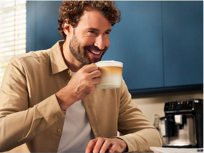 Philips Serie 5500 Vollautomatische Kaffeemaschine EP554970